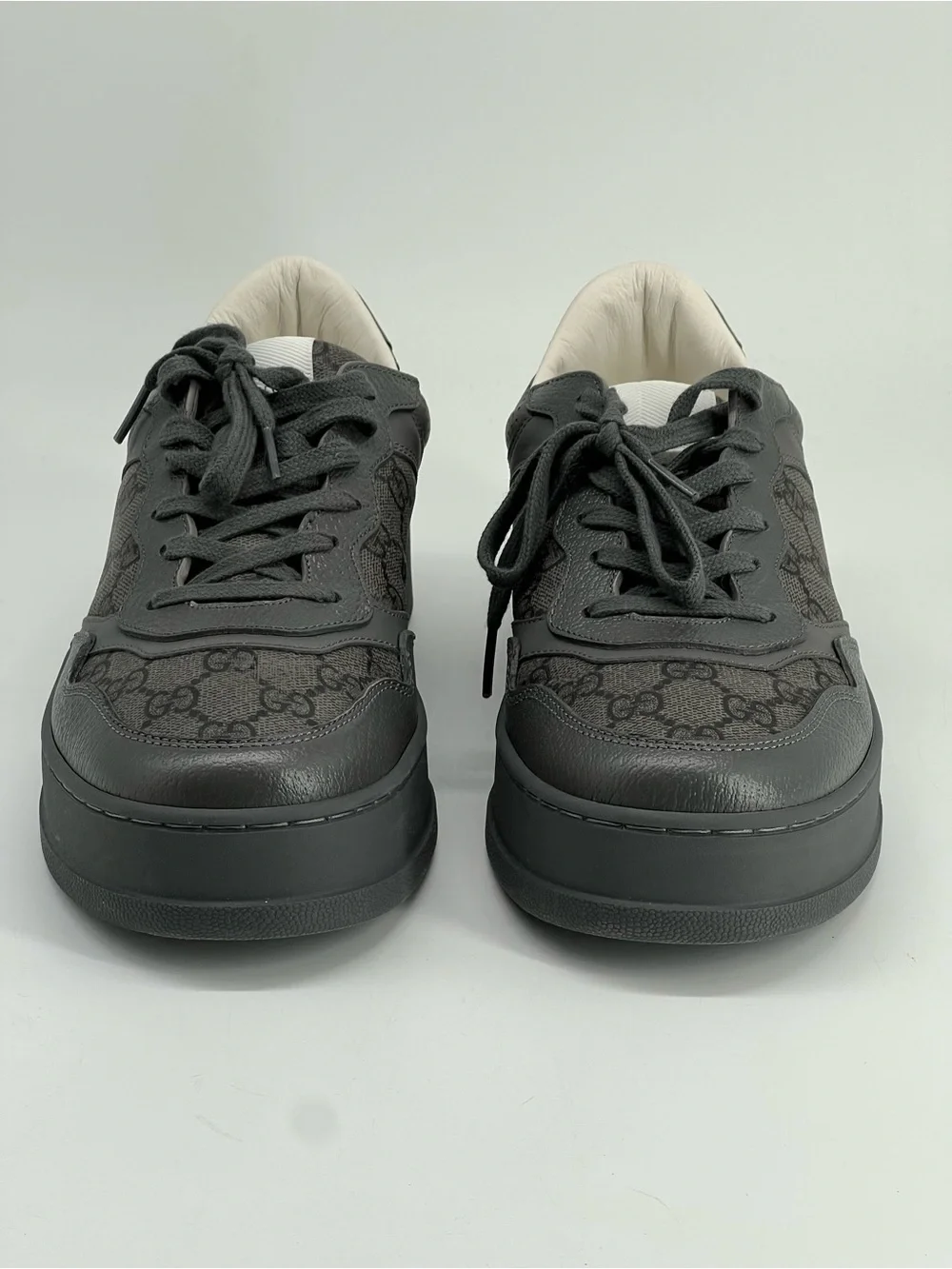 GUCCI GG LACE UP Men’s SNEAKERS - SIZE 41.5 (EU) = SIZE  8.5 (US)